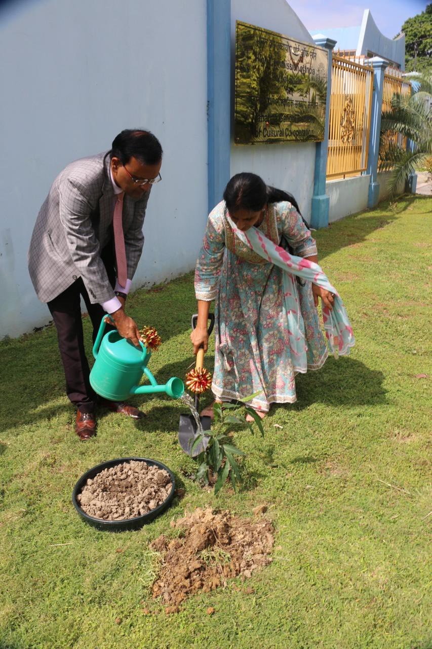 “Ek Ped Ma Ke Naam” Plantation Drive