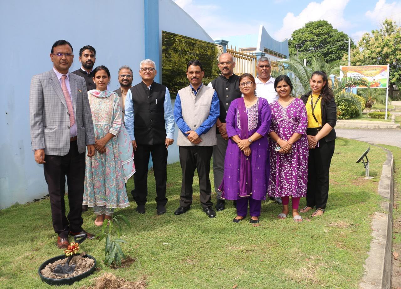 “Ek Ped Ma Ke Naam” Plantation Drive