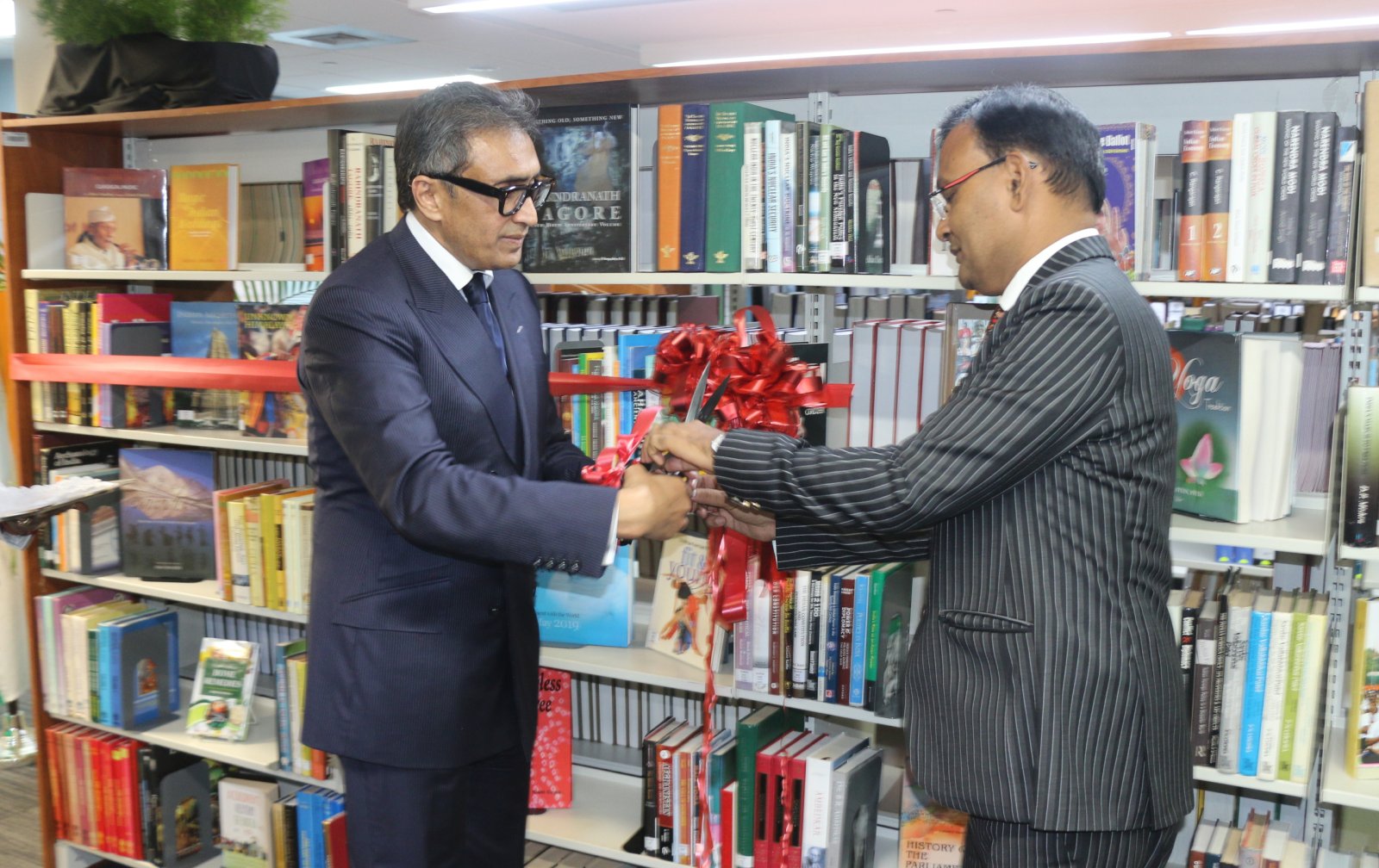 The High Commission of India set up an India Corner at the Library of the Parliament of Trinidad & Tobago at the historic Red House in Port of Spain on November 13, 2025.