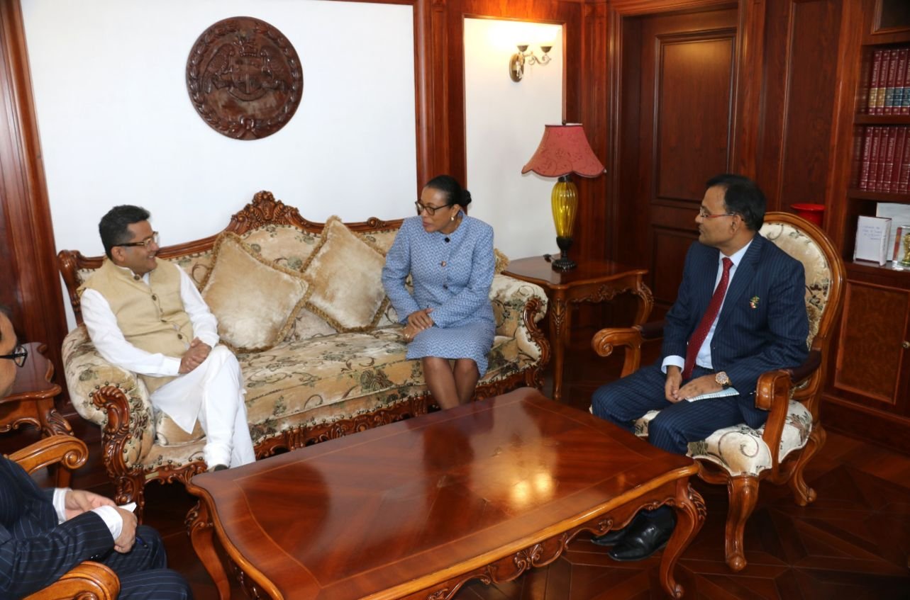 Official engagement with the President, Acting Prime Minister and the Foreign Minister of Dominica