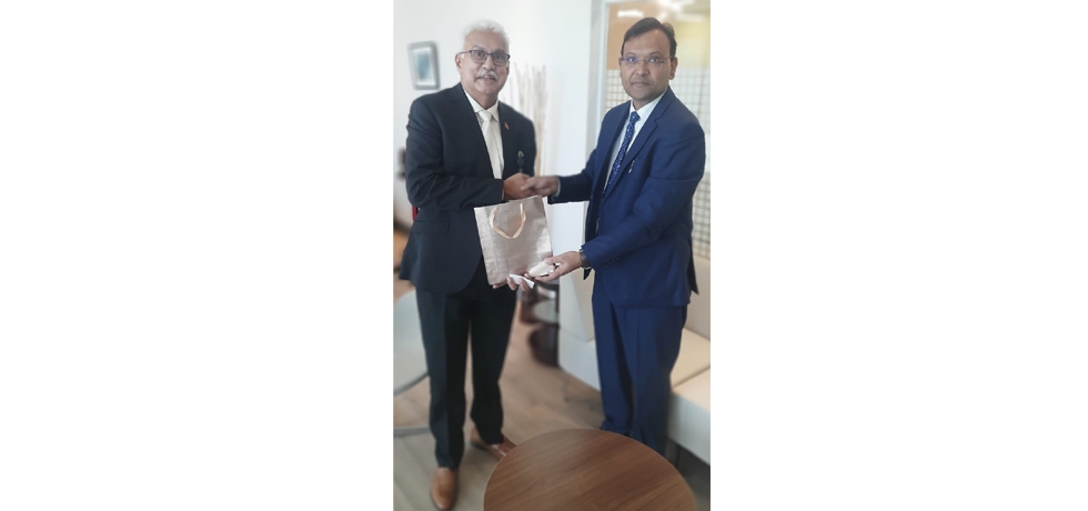 High Commissioner Dr. Pradeep Rajpurohit had a fruitful courtesy call on Hon. Terrence Deyalsingh, Minister of Health of Trinidad & Tobago on November 17, 2023 to discuss areas of bilateral cooperation in the field of health and pharmaceuticals